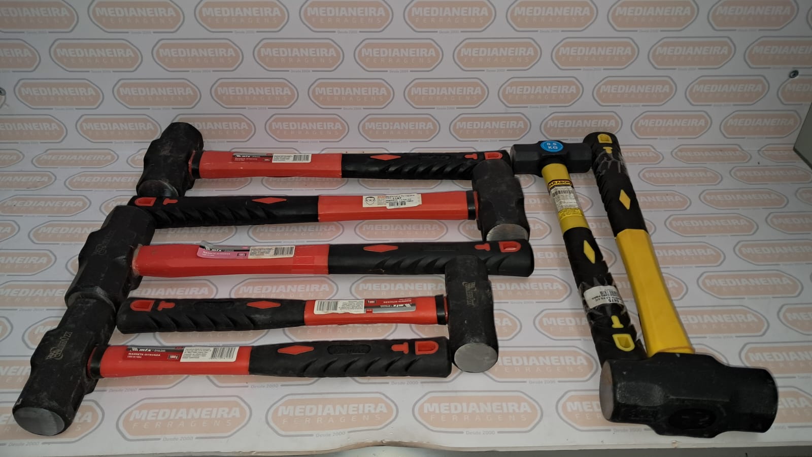 MARRETA  1,0 KG C/C OITAVADA CABO FIBRA PARABONI