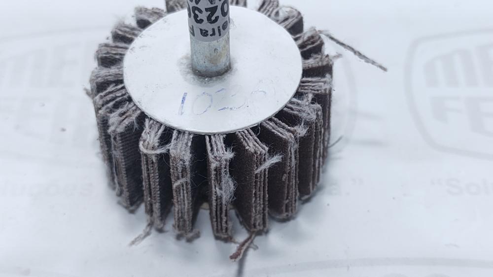 RODA LIXA GR 180 40X20 C/ HASTE