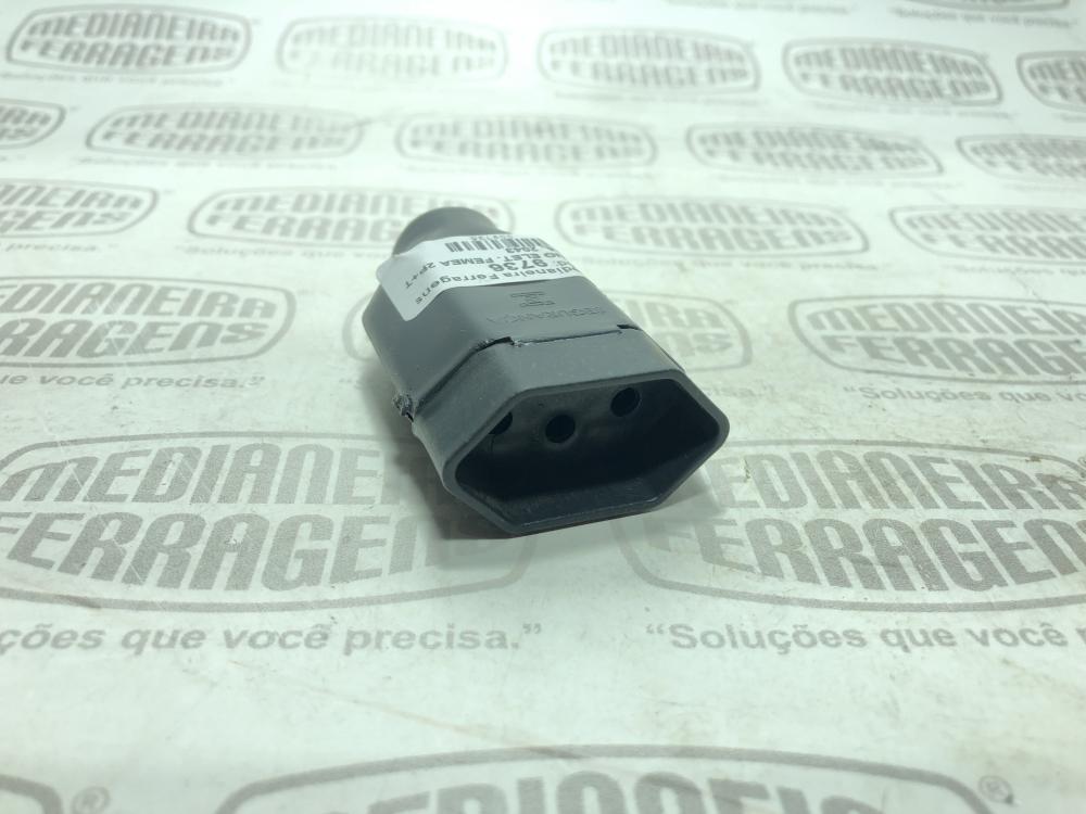 PINO ELET. FEMEA 2P/T 10A BCO 9255 PLUZIE
